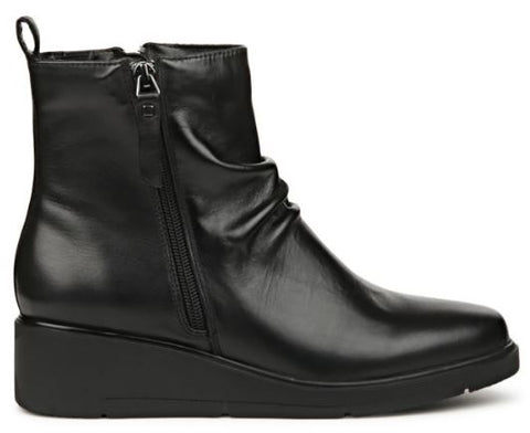 Blondo Women's leather Wedge Ankle Boots : Wide Width