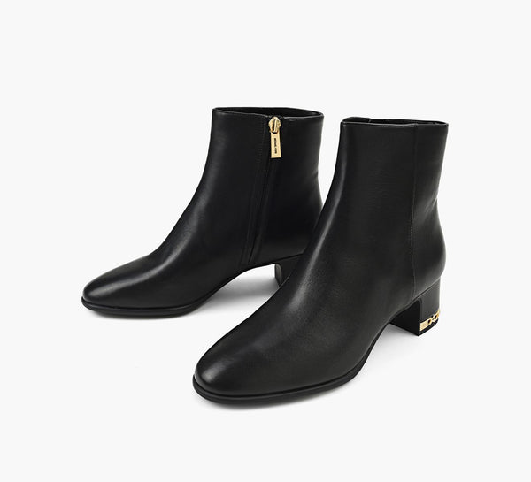 Michael Kors Leather Mid June Bootie: BLK